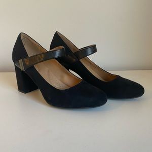 Dexflex Comfort Block Heel Pinup Pump (Velcro Closure)